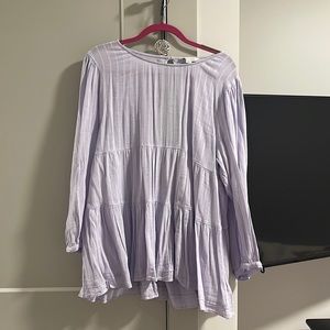 COPY - American Eagle Floral Flowy Blouse Open Back